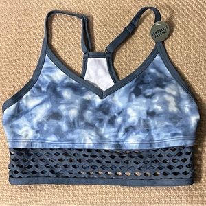 PINK Ultimate Lightly Lined Sports Bra